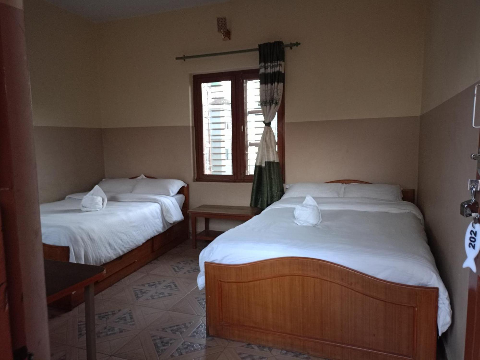 Pokhara Metro Eco Hotel ภายนอก รูปภาพ