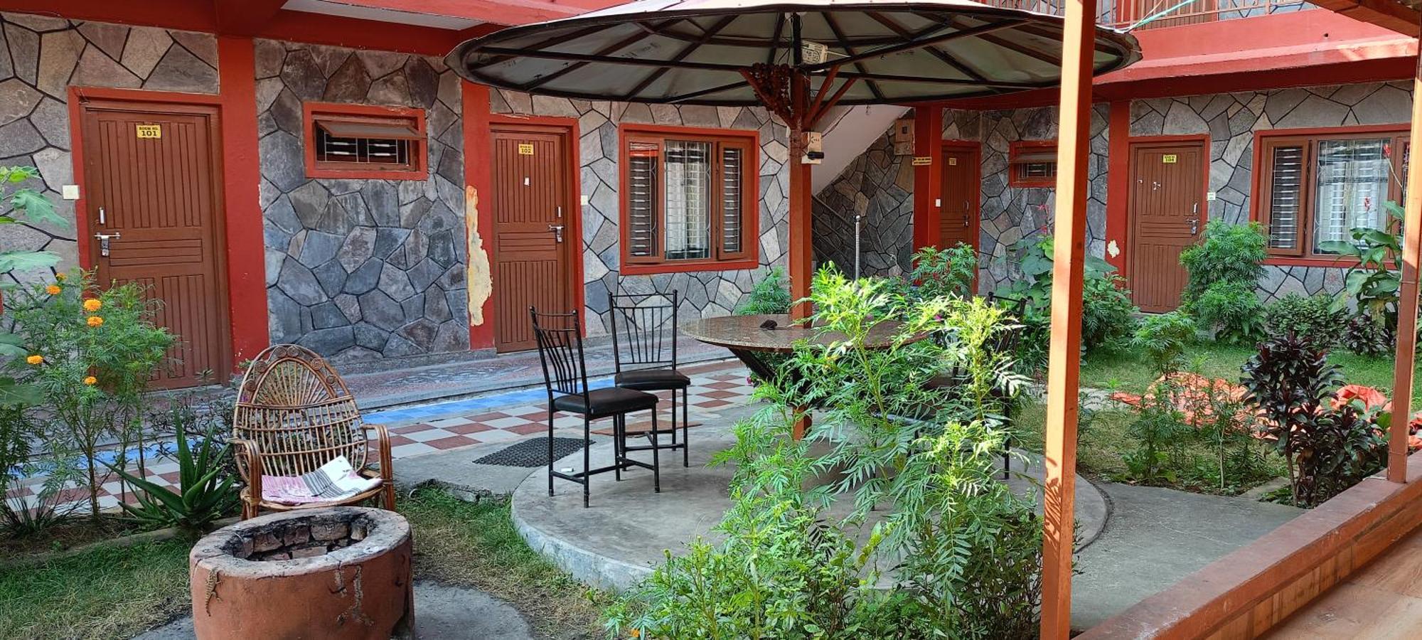 Pokhara Metro Eco Hotel ภายนอก รูปภาพ