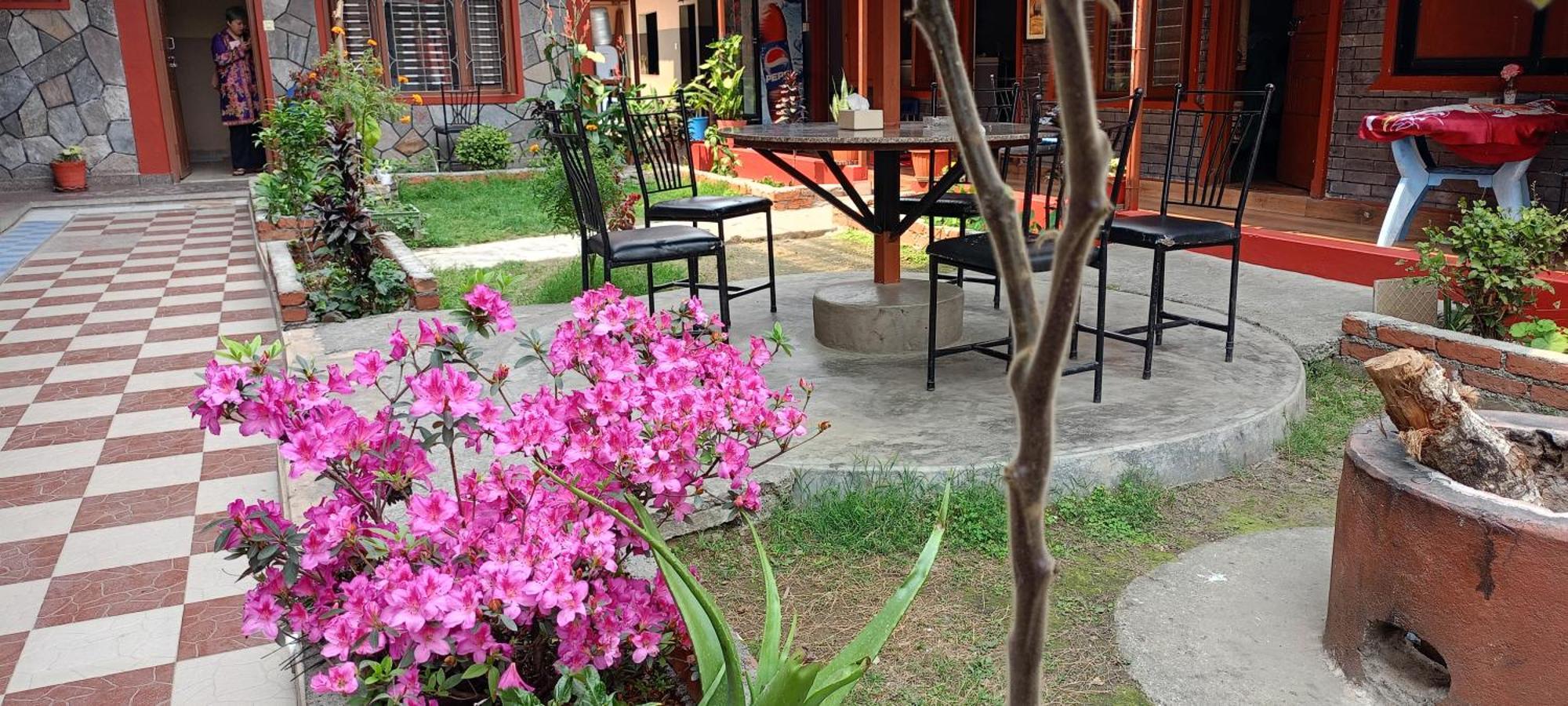 Pokhara Metro Eco Hotel ภายนอก รูปภาพ